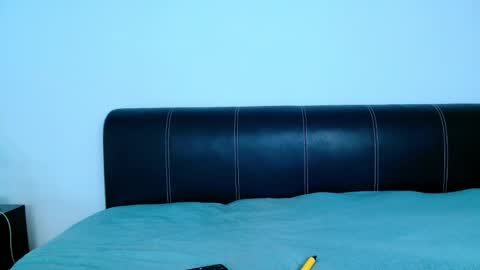 antonia98x online show from February 2025 10:31:01 PM