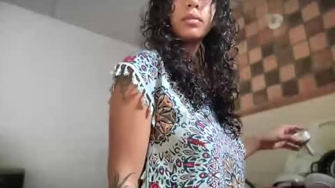 Snapshot of antoniabloom chatting on November 2025 04:23:01 PM Antonia online show from November 2025 04:23:01 PM