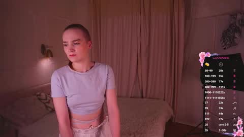 Snapshot of antoniadaines chatting on October 2025 07:49:02 AM Sofia online show from October 2025 07:49:02 AM