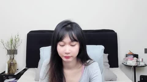 Snapshot of antoniaina chatting on January 2026 04:33:02 PM Aina online show from January 2026 04:33:02 PM