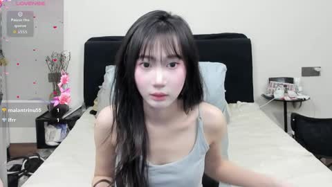 Aina online show from May 2026 09:01:02 PM