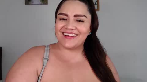 Snapshot of antoniamoreno82 chatting on February 2025 08:35:02 PM antonia online show from February 2025 08:35:02 PM