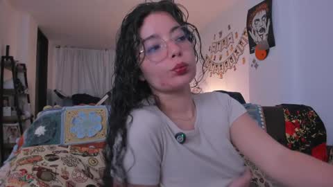 Antonia online show from May 2026 03:23:02 AM