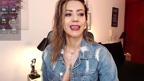 Anto    online show from January 2025 10:42:02 AM