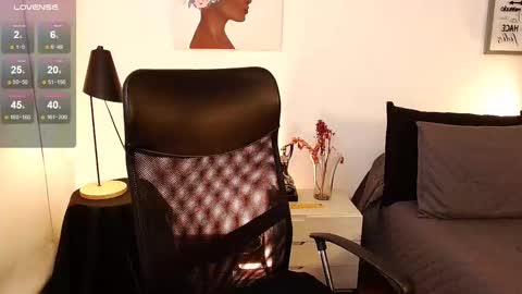 Anto    online show from October 2025 10:33:01 AM