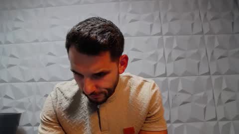 Snapshot of antoniovalentinidiamond chatting on September 2025 07:03:01 PM HI My name is Antonio online show from September 2025 07:03:01 PM