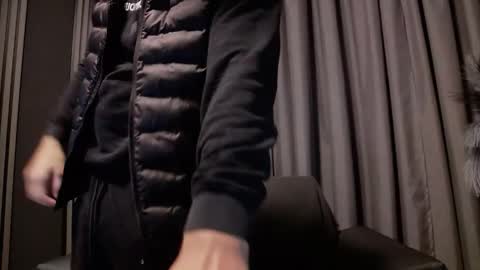 HI My name is Antonio online show from September 2025 06:57:02 PM