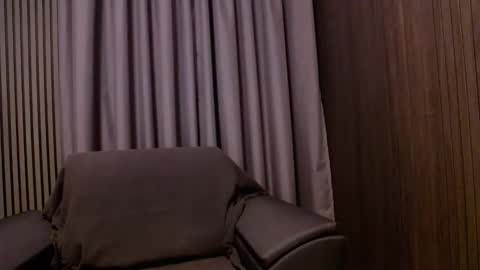 HI My name is Antonio online show from October 2025 07:00:01 PM