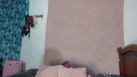 Snapshot of antony_2024 chatting on January 2025 02:39:02 AM karol y antony online show from January 2025 02:39:02 AM