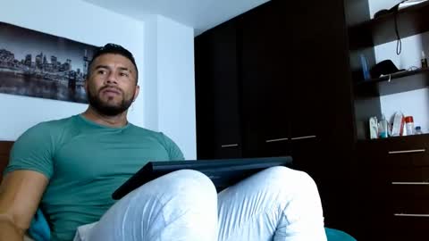 Snapshot of antonydangelo chatting on January 2025 01:37:02 AM ANTONY D ANGELO online show from January 2025 01:37:02 AM