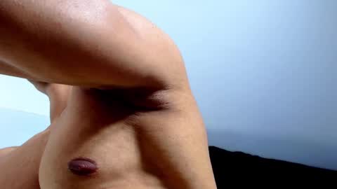 Snapshot of antonywebb94 chatting on October 2025 04:52:01 PM Instagram miguelangel1802 online show from October 2025 04:52:01 PM