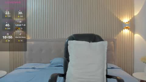 Snapshot of antoonellaa chatting on September 2025 12:07:01 PM antoonellaa online show from September 2025 12:07:01 PM