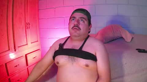 AnuarFox online show from March 2026 07:12:02 AM