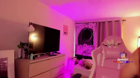 Snapshot of any_lol7 chatting on November 2025 07:01:02 PM Independent model online show from November 2025 07:01:02 PM