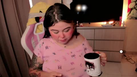   Independent model  online show from April 2026 05:46:02 PM