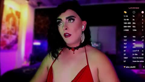 MissSophiaSpecter online show from November 2025 06:18:01 PM