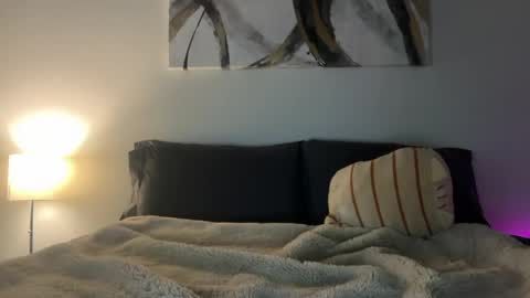 Anya online show from April 2026 11:58:01 PM