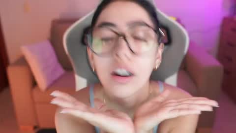 anya online show from July 2026 07:21:01 PM