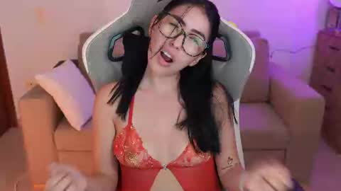 anya online show from August 2026 02:02:02 AM