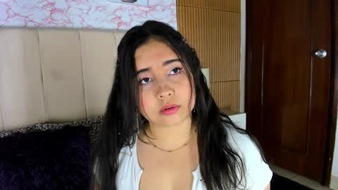 Snapshot of anyagraham chatting on January 2025 08:09:01 AM I am Anya online show from January 2025 08:09:01 AM