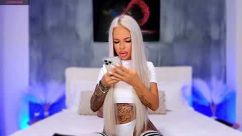 anyas_dolce online show from December 2024 06:15:02 PM