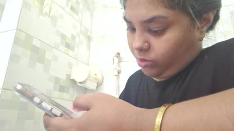 Snapshot of anydanyg chatting on October 2025 08:58:01 AM anydanyg online show from October 2025 08:58:01 AM