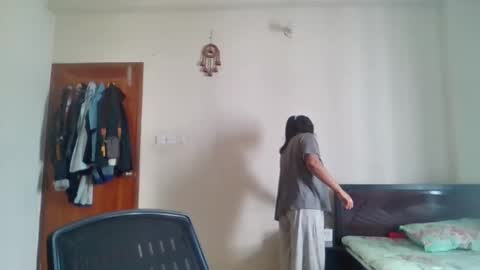 Snapshot of anydanyg chatting on October 2025 06:14:01 AM anydanyg online show from October 2025 06:14:01 AM