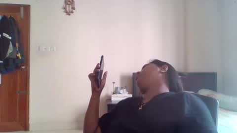 Snapshot of anydanyg chatting on October 2025 08:00:02 AM anydanyg online show from October 2025 08:00:02 AM