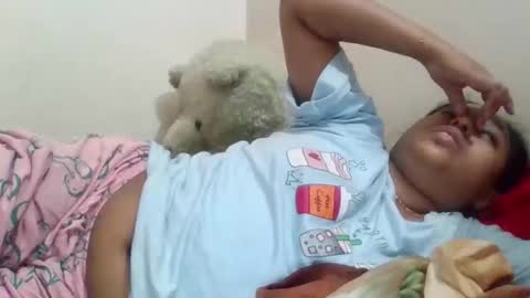 Snapshot of anydanyg chatting on November 2025 10:32:02 PM anydanyg online show from November 2025 10:32:02 PM