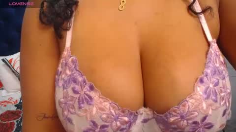 Anyela  online show from June 2026 02:32:02 PM