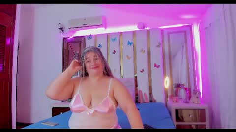 Anyela  online show from June 2026 03:51:02 AM