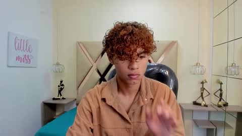 Snapshot of anyelotwink chatting on January 2026 01:27:02 PM anyelotwink online show from January 2026 01:27:02 PM