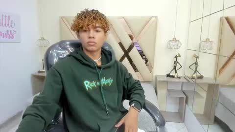 Snapshot of anyelotwink chatting on March 2026 07:42:01 PM anyelotwink online show from March 2026 07:42:01 PM