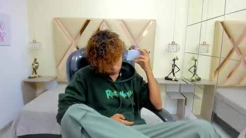 Snapshot of anyelotwink chatting on March 2026 08:26:02 PM anyelotwink online show from March 2026 08:26:02 PM