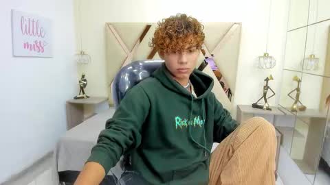 Snapshot of anyelotwink chatting on March 2026 08:27:02 PM anyelotwink online show from March 2026 08:27:02 PM