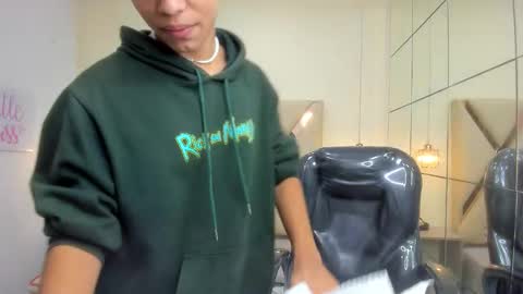 Snapshot of anyelotwink chatting on March 2026 02:27:02 AM anyelotwink online show from March 2026 02:27:02 AM