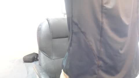 Snapshot of anyelotwink chatting on March 2026 04:40:01 AM anyelotwink online show from March 2026 04:40:01 AM