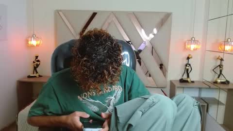 Snapshot of anyelotwink chatting on March 2026 05:13:01 AM anyelotwink online show from March 2026 05:13:01 AM