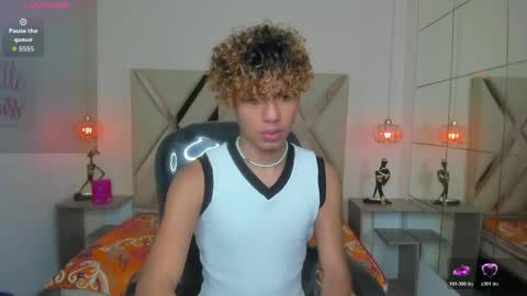 anyelotwink online show from April 2026 04:30:02 AM