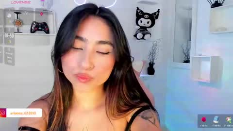 Snapshot of anyeluz_z chatting on January 2025 05:35:02 PM anyeluz_z online show from January 2025 05:35:02 PM