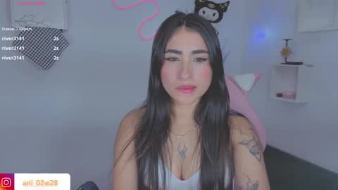 anyeluz_z online show from October 2025 05:32:01 AM
