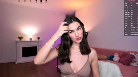 Anysa Smith online show from April 2026 07:49:02 PM