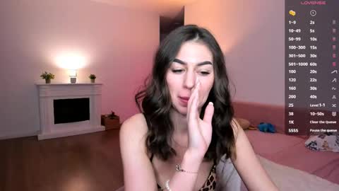 Anysa Smith online show from April 2026 07:44:01 PM