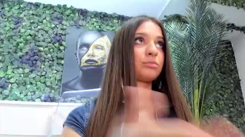 Anyssia  online show from September 2025 07:36:01 PM