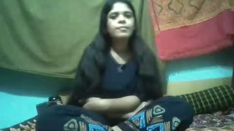 Snapshot of apa142817 chatting on February 2026 05:32:01 PM Aparalux online show from February 2026 05:32:01 PM