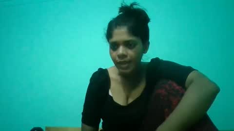 Snapshot of apa142817 chatting on May 2026 08:33:02 AM Aparalux online show from May 2026 08:33:02 AM