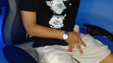 aphal_hot23 online show from October 2025 11:30:01 AM