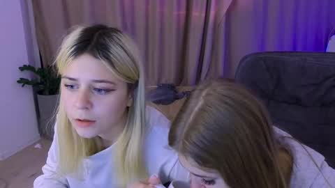 Snapshot of apheliastar chatting on December 2025 04:45:02 PM ApheliaStar online show from December 2025 04:45:02 PM