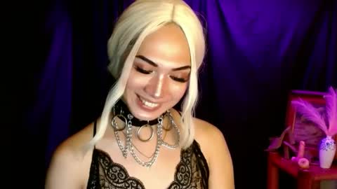 Snapshot of aphr0dite_x chatting on January 2025 11:24:01 AM Roman Goddess online show from January 2025 11:24:01 AM