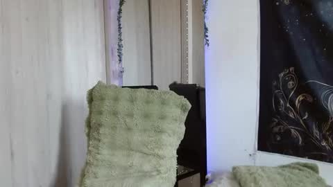 Snapshot of aphrodite__bloom chatting on October 2025 07:49:02 PM aphrodite__bloom online show from October 2025 07:49:02 PM